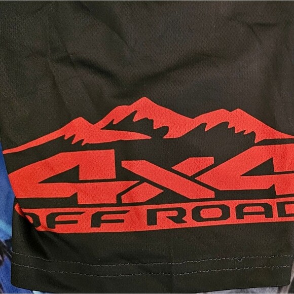 JD Fabrication Men's Med. T-shirt Green & Blue Ford Truck Short Sleeve Top NWOT - Picture 4 of 4